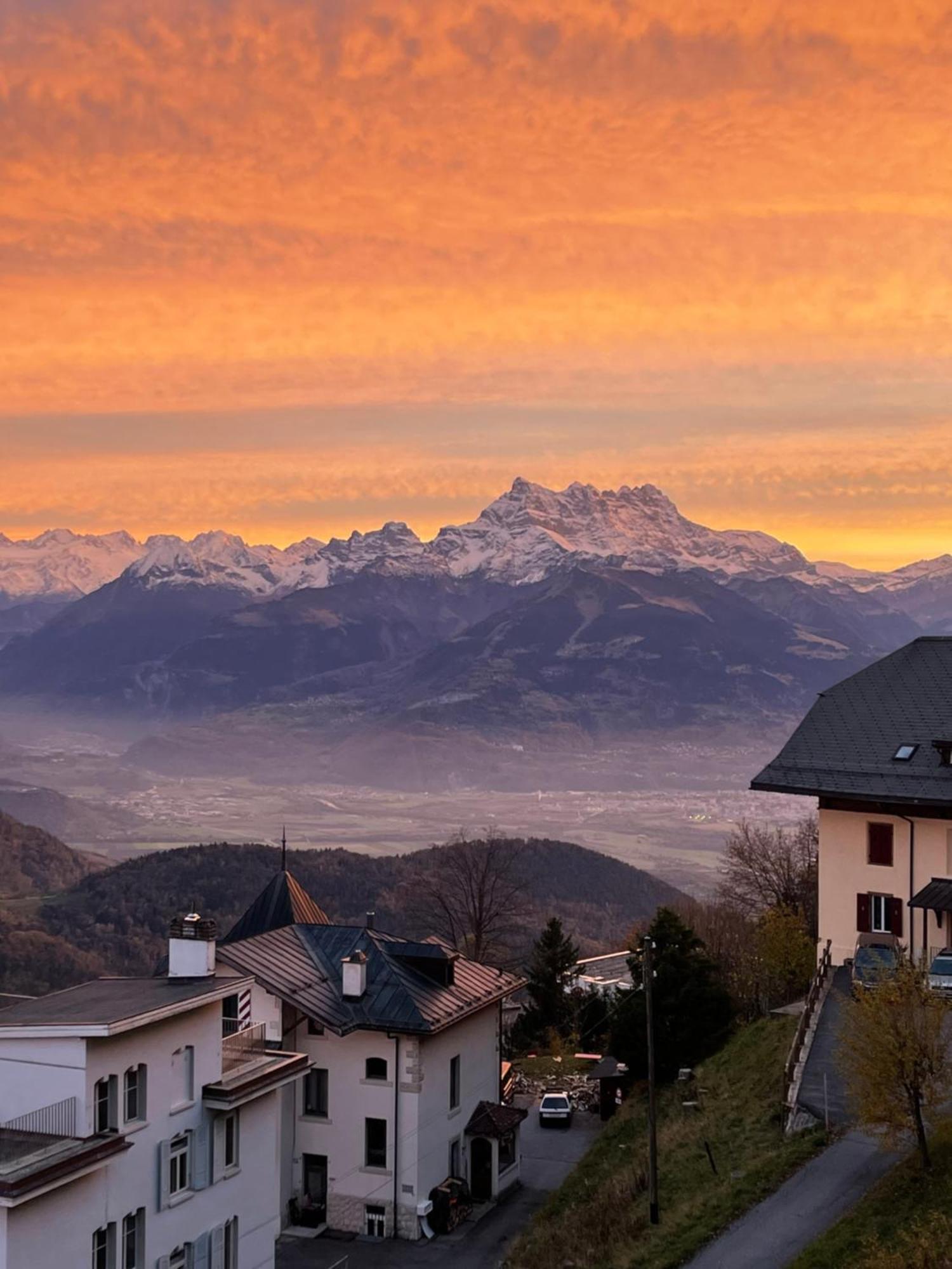 Charmant Appartement Au Vagabond Leysin Exteriör bild